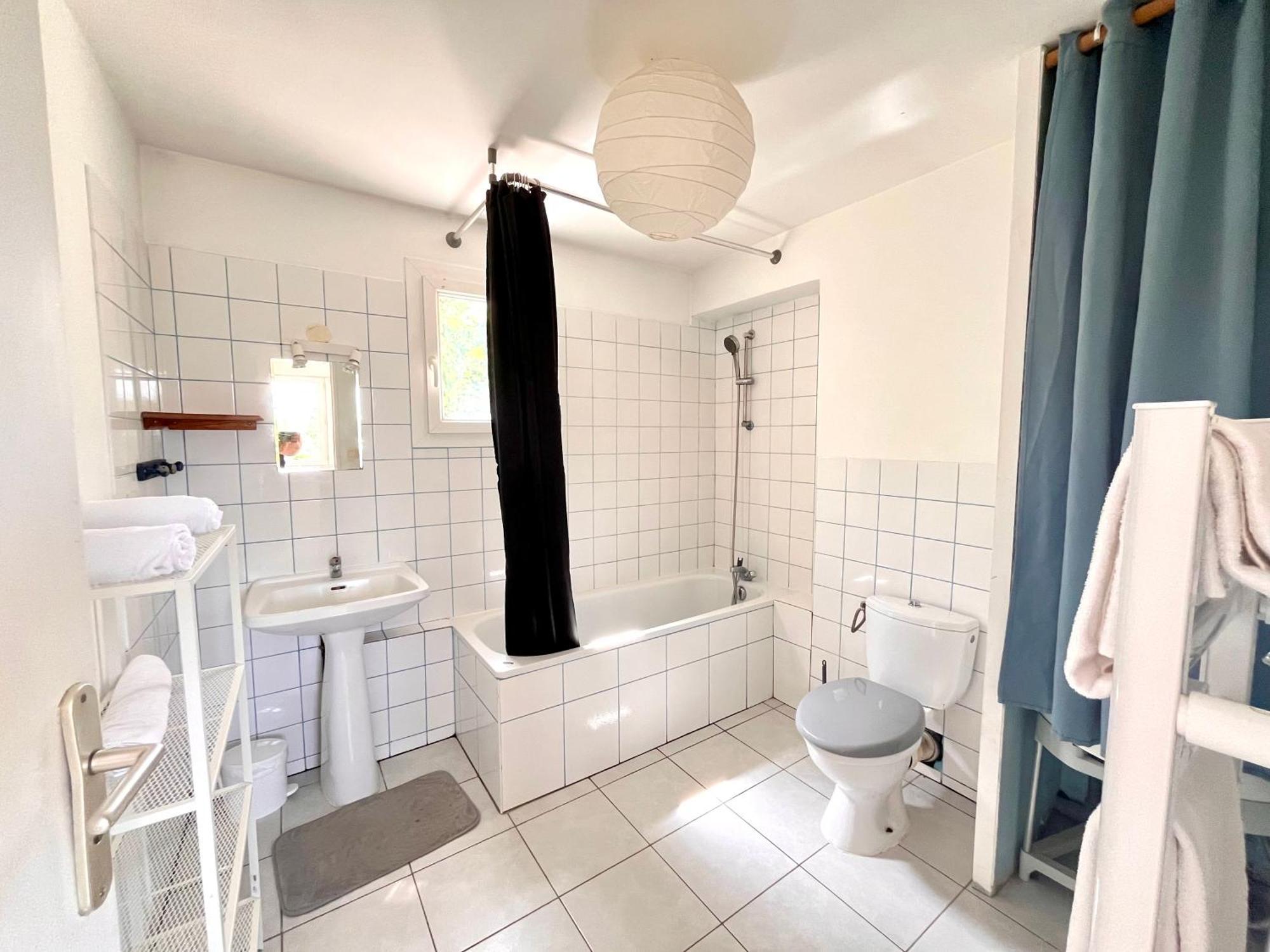 Comme chez soi , Déplacement Pro Mondeville  Esterno foto