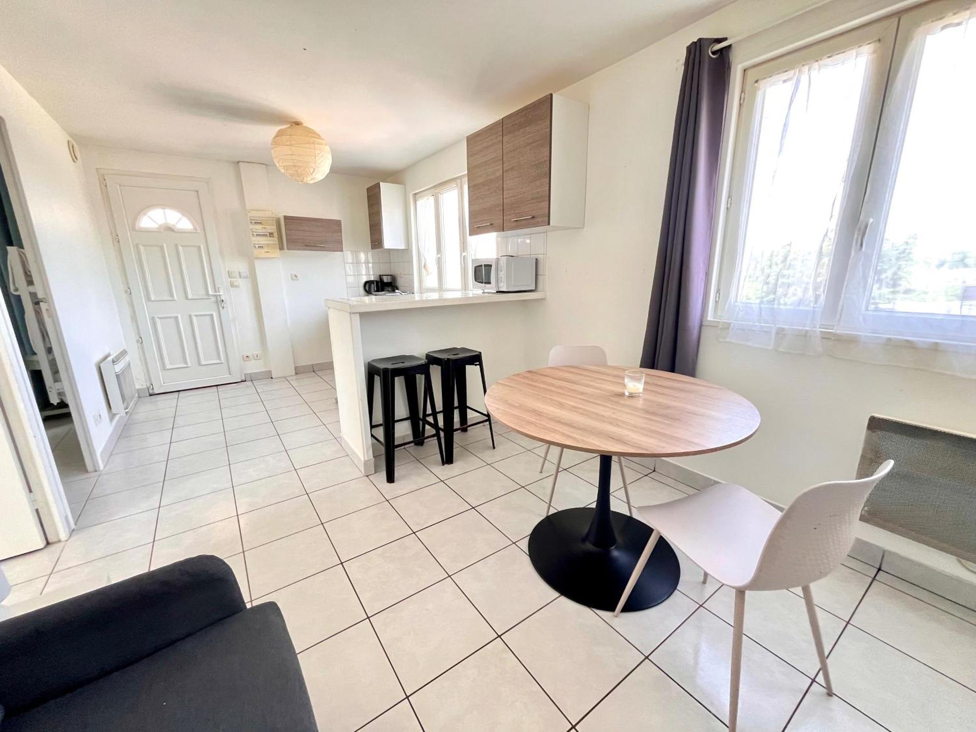 Comme chez soi , Déplacement Pro Mondeville  Esterno foto